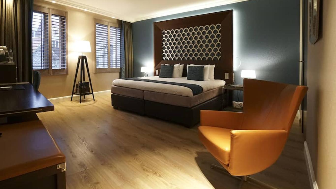 Hotel Dux