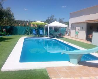 Alojamiento Rural Casilla Miguelin - Montilla - Piscina