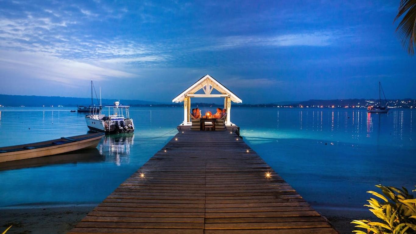 أوري أيلاند ريزورت