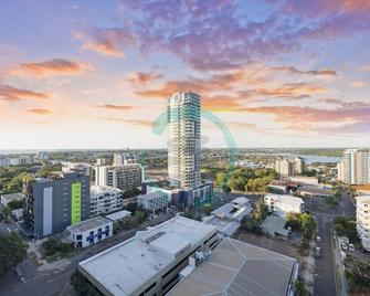 Zen Ocean Bliss - Cozy 2-Br/2-Ba Sea View Retreat - Darwin
