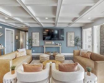 The Bluegrass Grand Estate: Bourbon Trail Luxury - Bardstown - Lounge