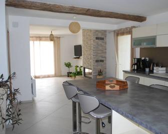 La ferme de Coron - Belley - Salle à manger