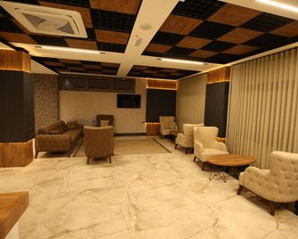 Büpa Plus Hotel - Kayseri - Lounge