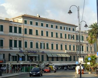 Grand Hotel Mediterranée - Genova - Rakennus