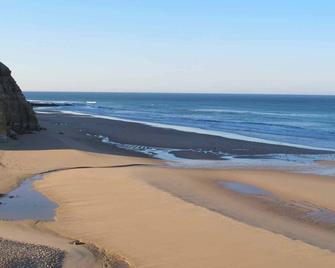 Sintra Cat's House - Odrinhas - Beach