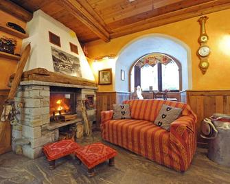 L'Ancien Paquier Chambre D'Hotes - Breuil-Cervinia - Wohnzimmer