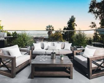 3 Bedroom with Ocean View Jacuzzi and Parking - سان دييغو - شرفة مرصوفة