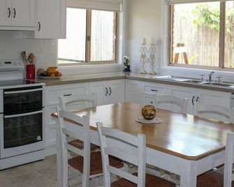 2 51 Carlo Road Rainbow Beach - Rainbow Beach