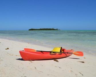 Swains Cay Lodge - Moxey Town - Beach