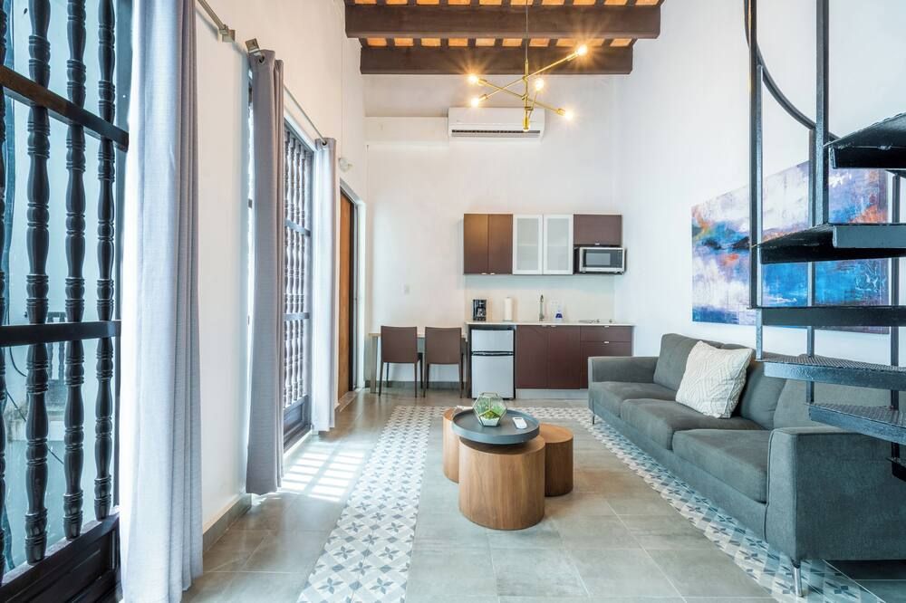 153 Luna by Stay with Bear - San Juan - Sala de estar