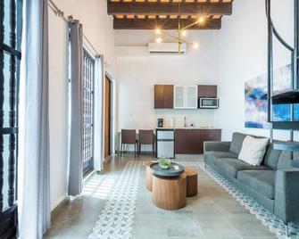 153 Luna by Stay with Bear - San Juan - Sala