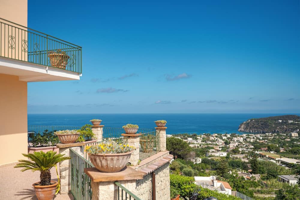 هوتل بوجيو ديل سول - فوريو - شرفة