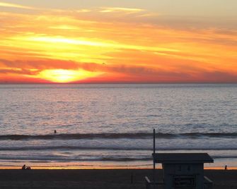 Manhattan Beach Charming Spanish Cottage - Manhattan Beach - Пляж