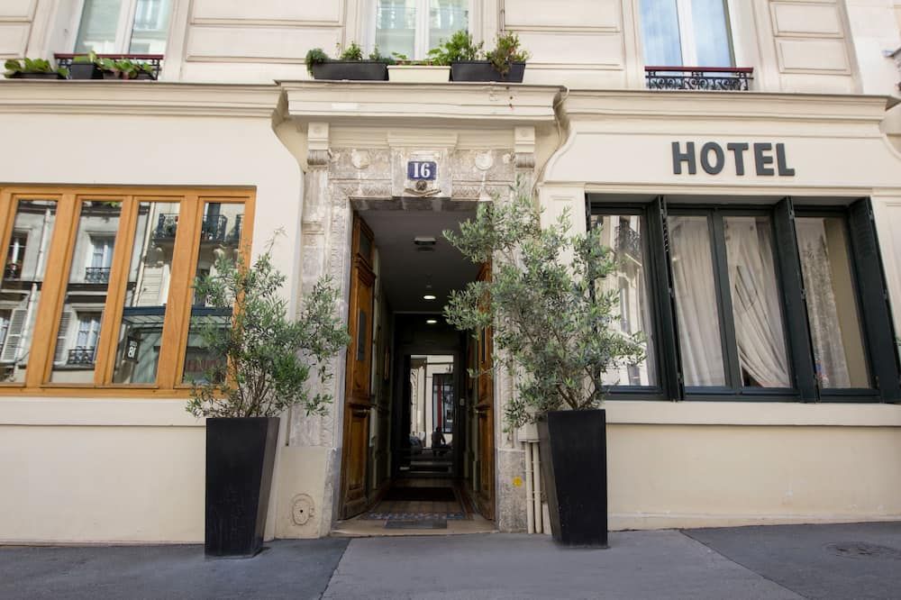 أوتل مونتمارتر