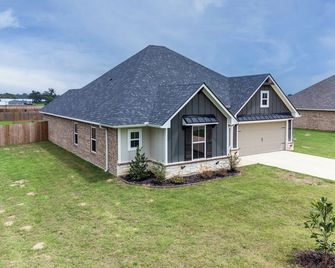 City Zen Modern country retreat - Lindale - Будівля