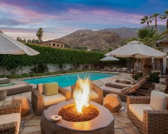 Stylish Mid-Century Modern Home! - Palm Springs - Havuz