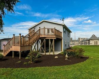 A Countryside Getaway |cozy 2br| Huge Space! - Mansfield - Building