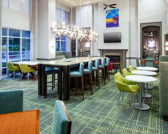 Hampton Inn & Suites Mobile I-65 @ Airport Blvd. - Mobile - Ravintola