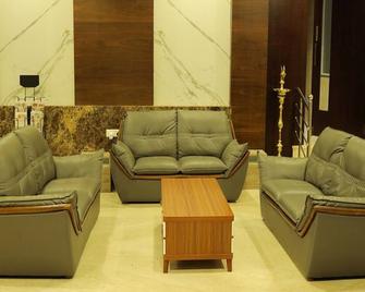 Krv Meridian - Karur - Lounge