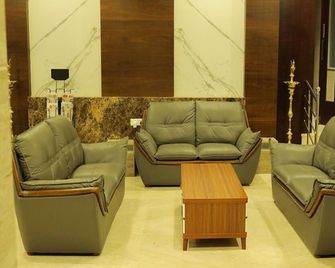 Krv Meridian - Karur - Lounge