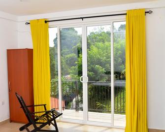 feel home - Kandy - Bedroom