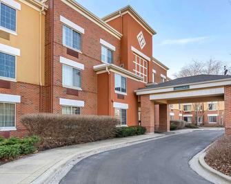 Extended Stay America Suites - Chicago - Vernon Hills - Lincolnshire - Vernon Hills - Building