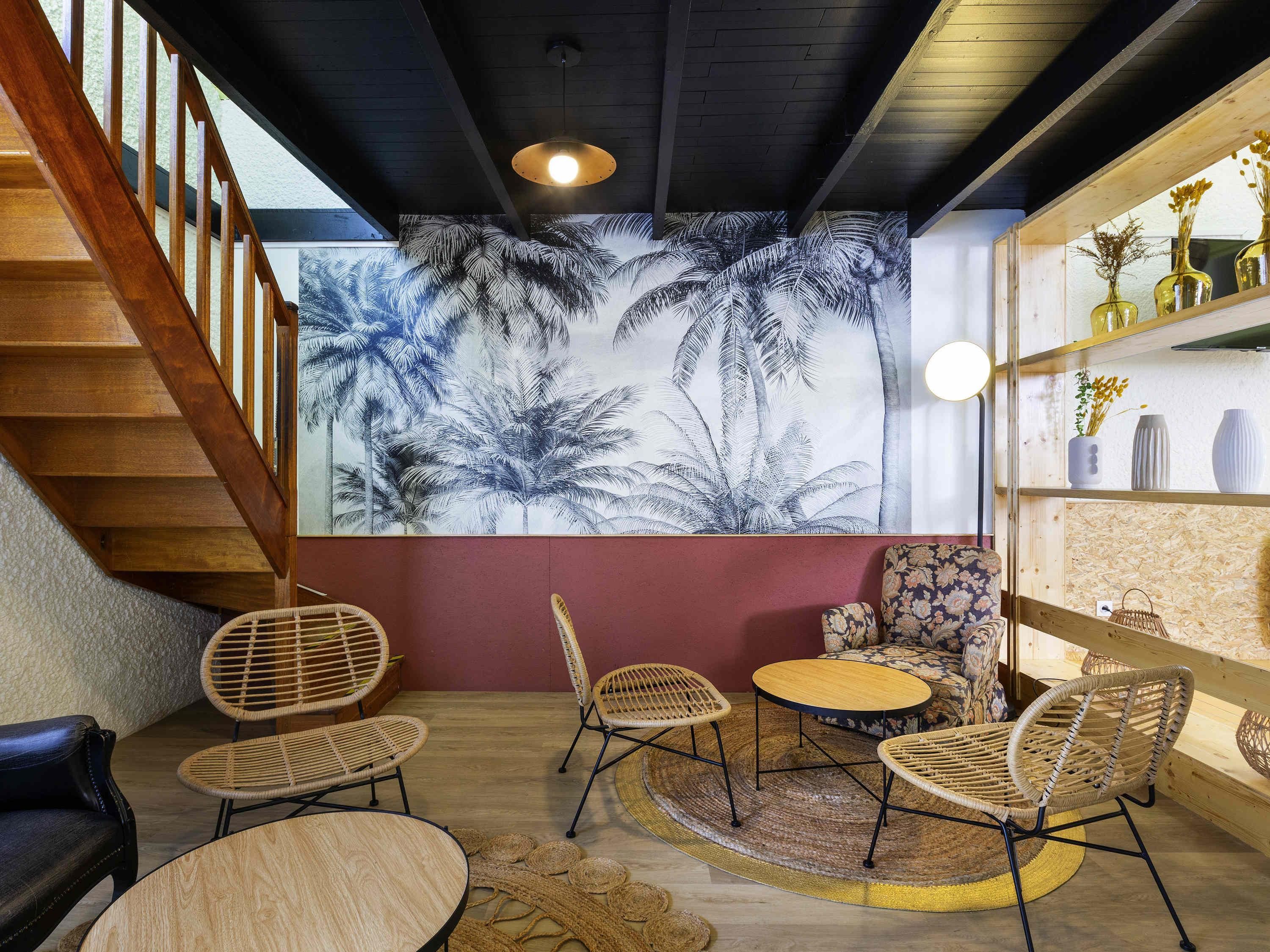 greet Hotel Villeneuve La Garenne