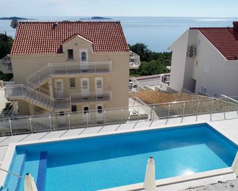 Villa Samba - Mlini - Piscina