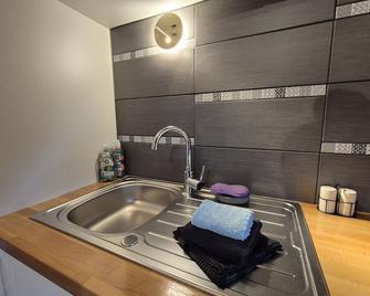 Le Chalet Cocon et Jacuzzi - La Petite-Pierre - Keuken
