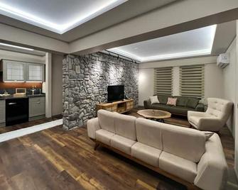 Kerem Ile Asli Butik Hotel - Kayseri - Pokój dzienny