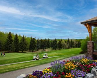 Coast Innisfail Hotel - Innisfail - Golfplatz