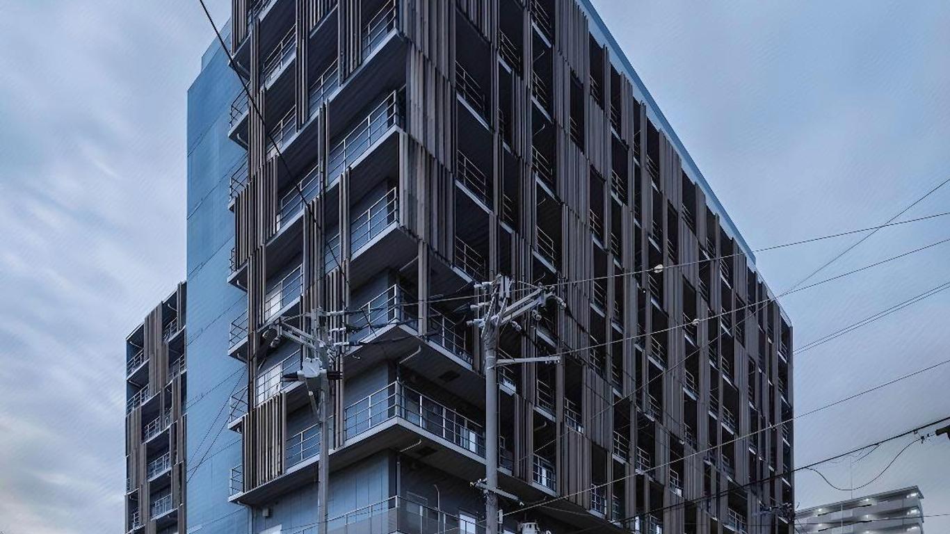 Nest&Rise Osaka Namba Hotel