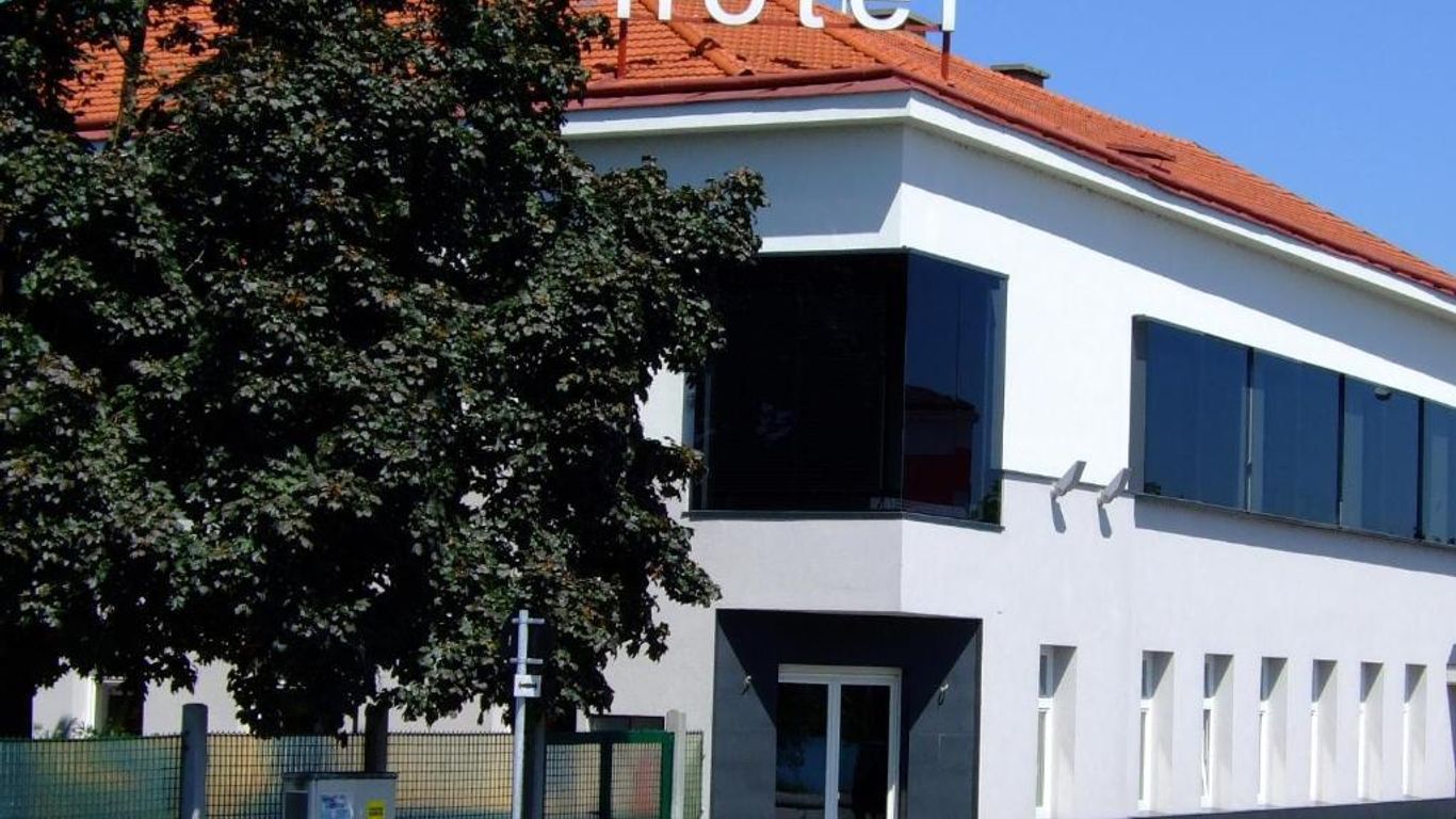 Strandhotel Alte Donau