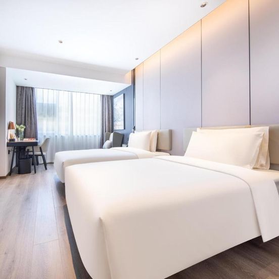 Atour Hotel Kunming Railway Station Joy City image 1