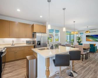 Kalo Homes - Makaha Modern - Waianae - Kuchnia