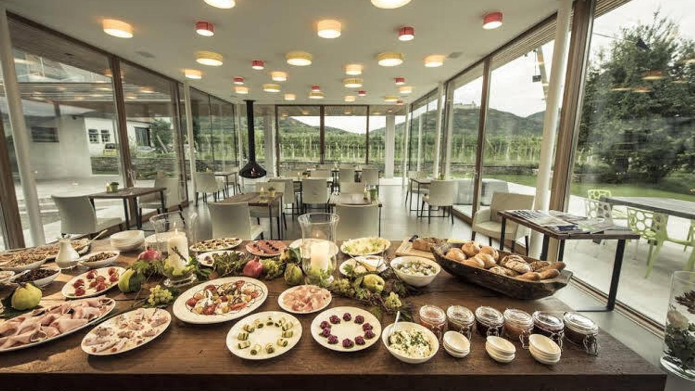 MALAT Weingut und Hotel