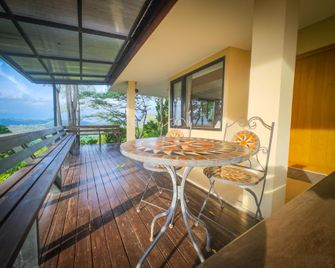 Phunarin Khao Yai - Ban Mo Takhian - Balkon