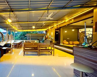Hotel 7 Sea's - Assagao - Restaurant