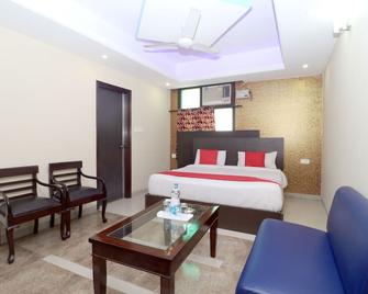 Hotel Staywell - Zerakpur - Habitación