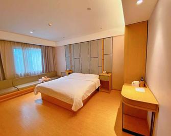 Hanting Hotel Wenzhou Longwan Yongqiang Avenue - Wenzhou - Bedroom
