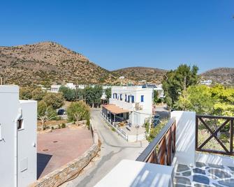 Apartment 'Dendrinos House' with Sea View, Wi-Fi and Air Conditioning - Galissas - Balcony