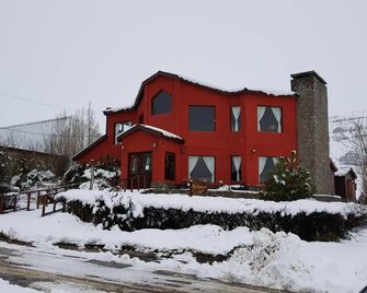Hosteria Rukahue - El Calafate - Edificio