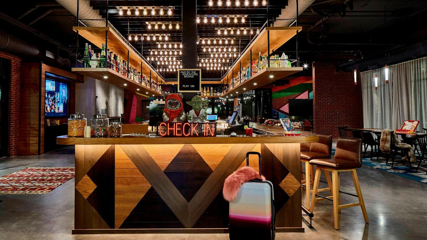 Moxy Chattanooga Downtown