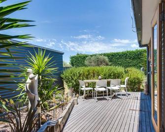 The Sanctuary Studio - Rye - Patio