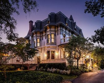 The Madrona - Healdsburg - Byggnad