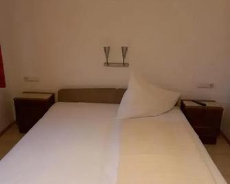 Gasthof zum Pfandl - Bad Ischl - Bedroom
