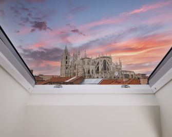 إن بوتيك لين - ليون - شرفة