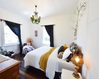 Lux. Waterfront Cottage, Amazing Water Views /Fire Pit /Central/5km-Mtb & Beach - George Town - Habitación