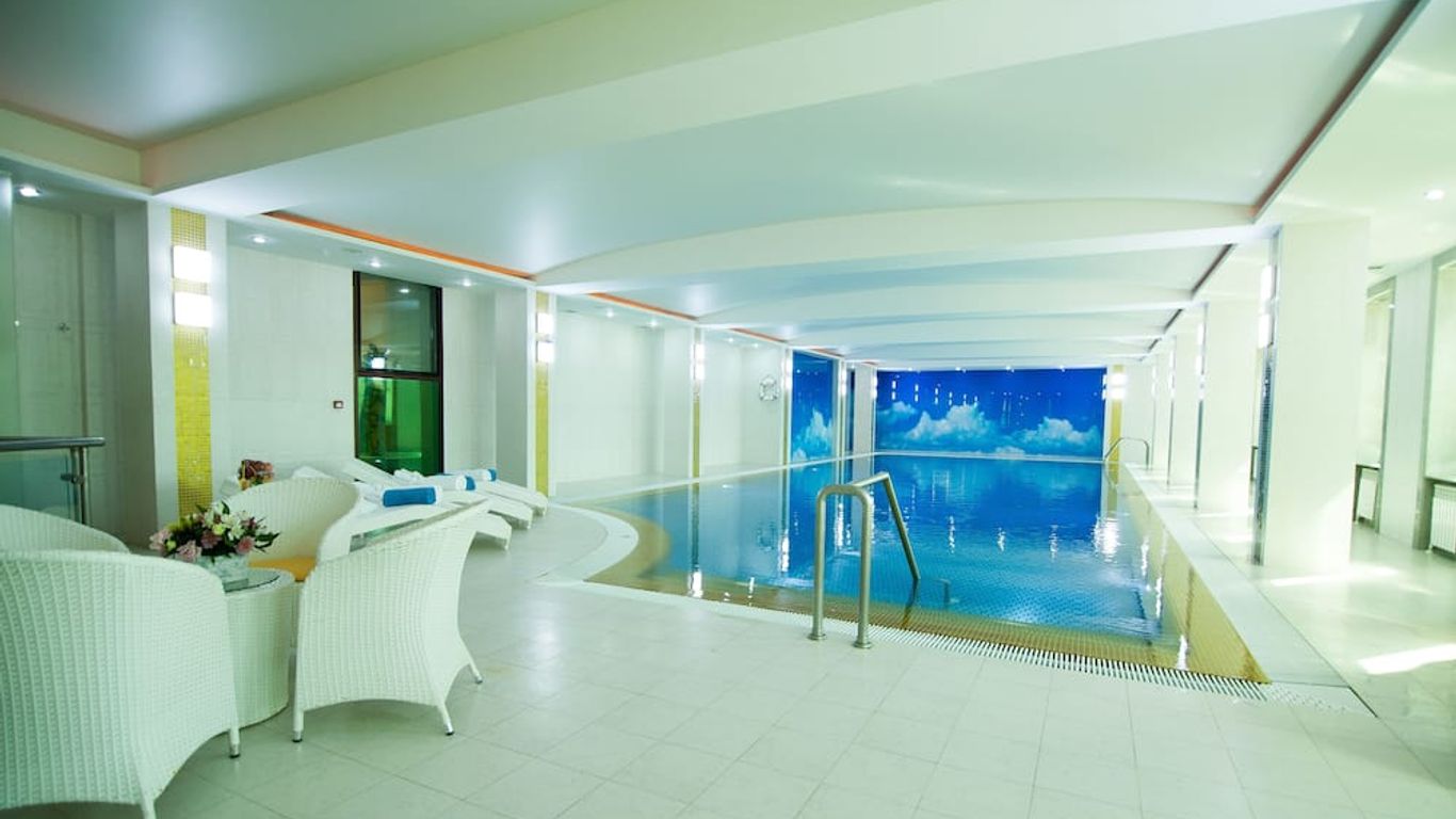 Kazzhol Hotel Astana