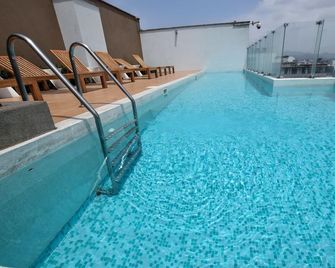 Urbano Apartments Miraflores Pardo - Lima - Pool